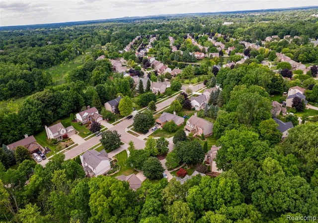 Photo 3 of Single family home for sale at 969 Hidden Creek Dr, South Lyon, MI 48178 2527 | MLS# 61023889 | Listing updated on 2026-09-13