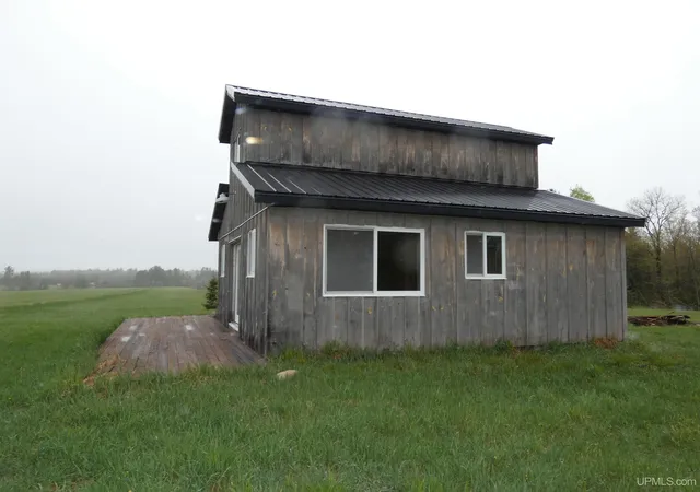 3rd image of 18386 N 45 Hwy, Bruce Crossing, MI 49912 | MLS# 50209095