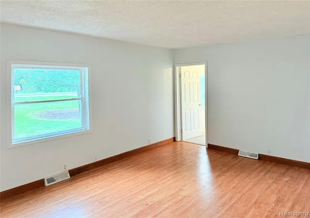 Photo 3 of Single family home for sale at 12189 Davison Rd, Davison, MI 48423 8160 | MLS# 61025002 | Listing updated on 2026-09-08