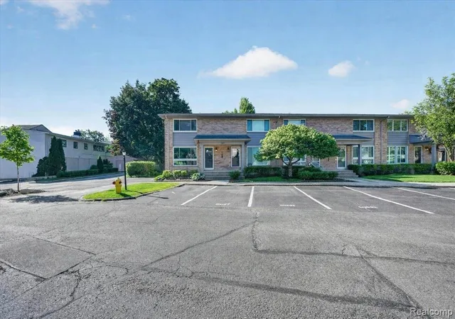 Homes for sale in Birmingham, MI | 1035 N Old Woodward Ave #1, Birmingham, MI 48009 | MLS# 60998252