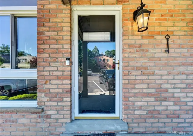 Homes for sale in Birmingham, MI | 1035 N Old Woodward Ave #1, Birmingham, MI 48009 | MLS# 60998252