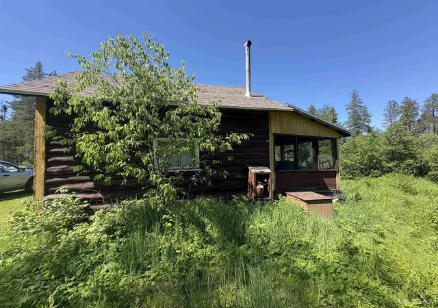 Homes for sale in Ishpeming, MI | 1607 Swanson Dr, Ishpeming, MI 49849 | MLS# 50213740