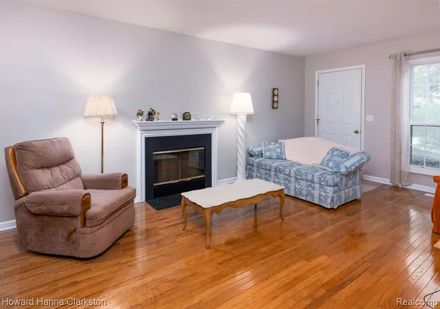 Photo 3 of Condo for sale at 3145 Hidden Ridge Dr, Waterford, MI 48328 2581 | MLS# 61025556 | Listing updated on 2026-10-04