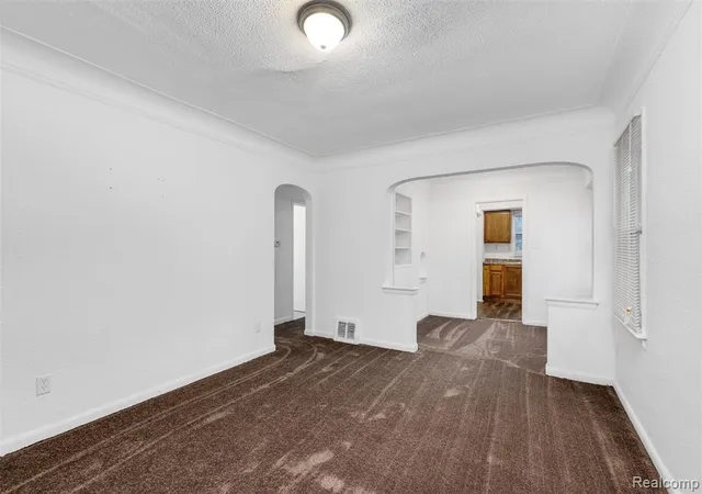 5th image of 12244 Woodmont Ave, Detroit, MI 48227 1151 | MLS# 60971029