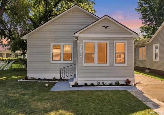 1st image of 23826 Columbus Ave, Warren, MI 48089 | MLS# 61021964