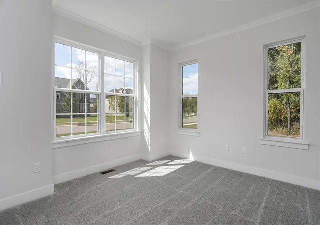 Photo 4 of Single family home for sale at 359 Amelia Cir, South Lyon, MI 48178 | MLS# 70495025 | Listing updated on 2026-09-16