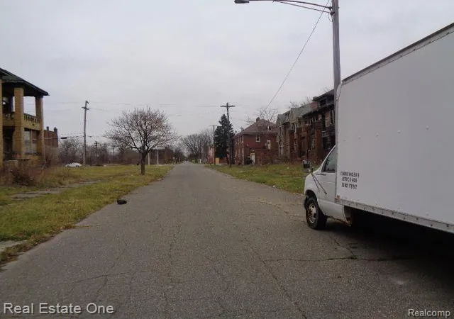 20th image of 3758 Rochester St, Detroit, MI 48206 | MLS# 60179518
