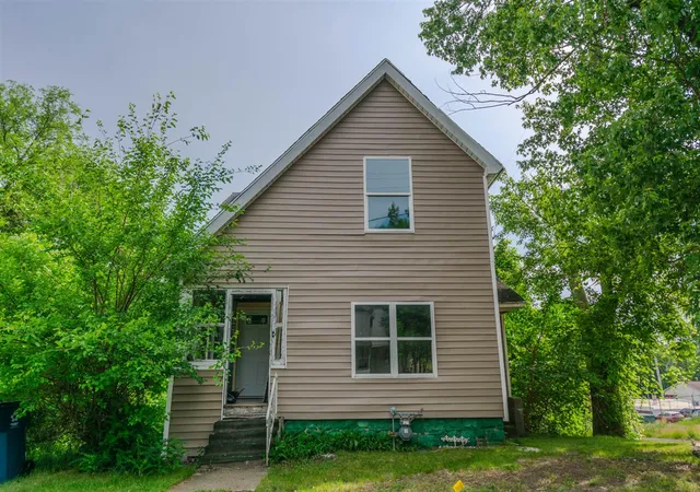 Homes for sale in Battle Creek, MI | 679 W Van Buren St, Battle Creek, MI 49037 | MLS# 70537621