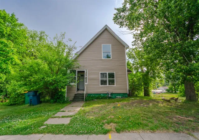 Homes for sale in Battle Creek, MI | 679 W Van Buren St, Battle Creek, MI 49037 | MLS# 70537621