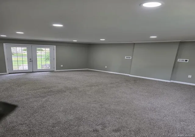 3rd image of 32150 Florence St, Garden City, MI 48135 | MLS# 61015376