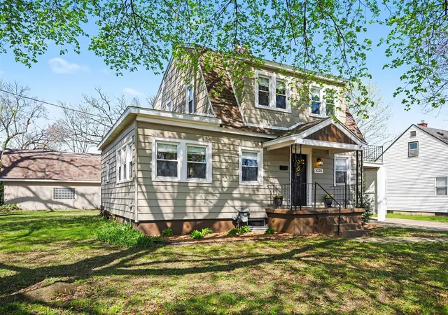 Photo 2 of Sale Pending at 3225 Clyde Park Ave, Wyoming, MI 49509 | MLS# 70527220 | Listing updated on 2026-04-30