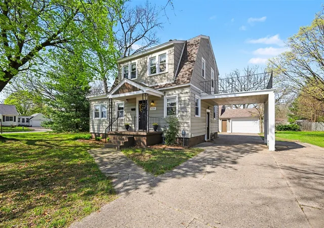 Photo 3 of Sale Pending at 3225 Clyde Park Ave, Wyoming, MI 49509 | MLS# 70527220 | Listing updated on 2026-04-30
