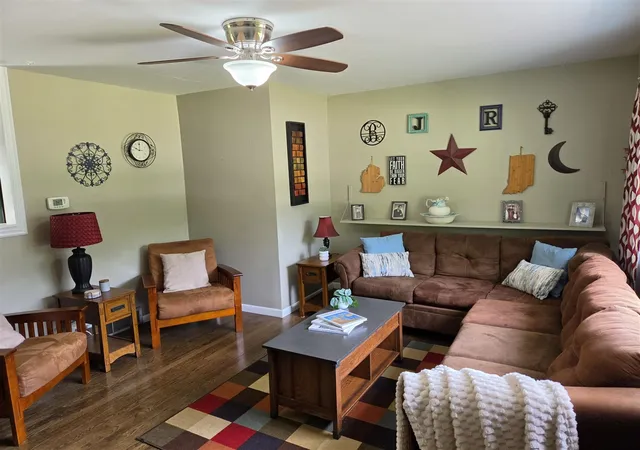 3rd image of 27853 Burmax Park, Dowagiac, MI 49047 | MLS# 70542674