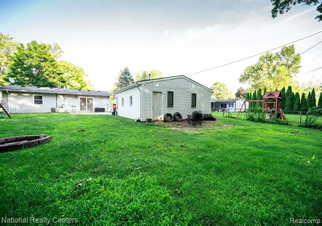 2nd image of 3500 Grafton St, Lake Orion, MI 48359 | MLS# 61010303