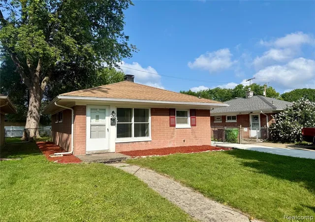 Photo 2 of Sale Pending at 14466 Irene St, Southgate, MI 48195 1950 | MLS# 61023837 | Listing updated on 2026-09-04