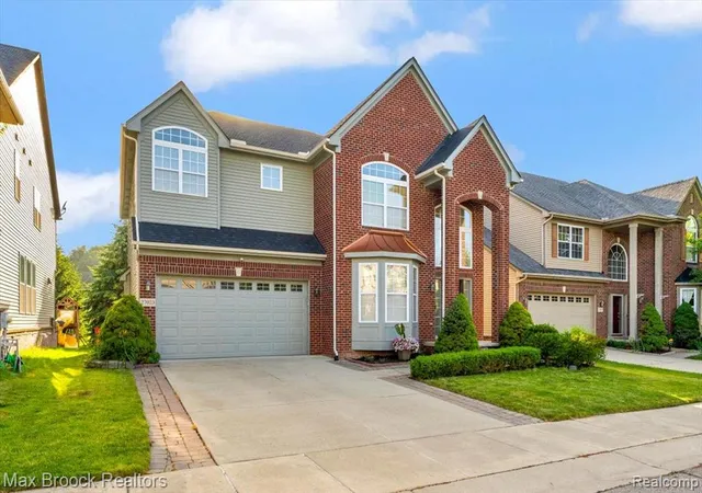 Photo 1 of Sale Pending at 27023 Ladbroke St, Novi, MI 48374 | MLS# 61007554 | Listing updated on 2026-08-21