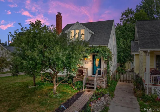 1st image of 731 Spencer St, Ferndale, MI 48220 | MLS# 61022705