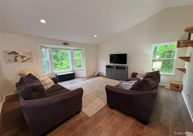 Homes for sale in Ortonville, MI | 860 N Sashabaw Rd, Ortonville, MI 48462 | MLS# 61000412