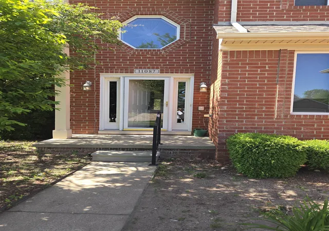 4th image of 11087 Shadow Creek Ct, Sterling Heights, MI 48313 | MLS# 50209284