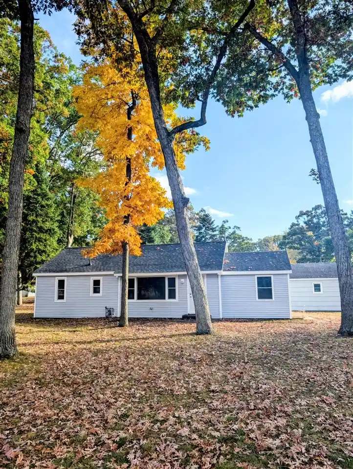 Single family home for sale at 7722 C Dr, Battle Creek, MI 49014 | MLS# 70565647