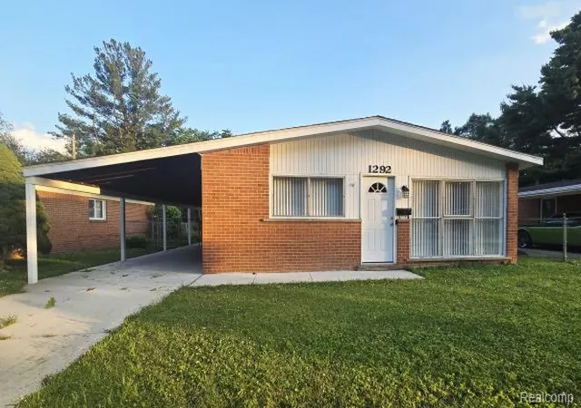 Photo 1 of Single family home for sale at 1292 Moulin Ave, Madison Heights, MI 48071 | MLS# 61010790 | Listing updated on 2026-08-17