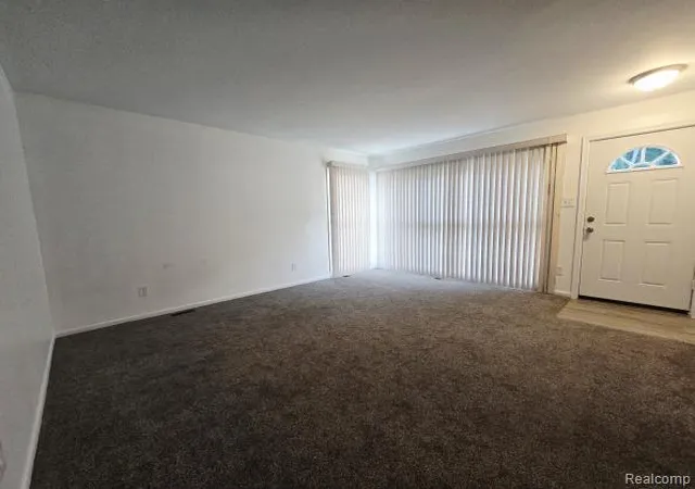 Photo 4 of Single family home for sale at 1292 Moulin Ave, Madison Heights, MI 48071 | MLS# 61010790 | Listing updated on 2026-08-17