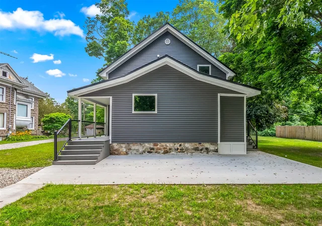 Homes for sale in Union City, MI | 209 E High St, Union City, MI 49094 | MLS# 70538132