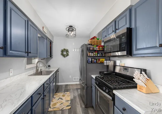 Photo 4 of Single family home for sale at 3861 Omaha St, Grandville, MI 49418 | MLS# 70550874 | Listing updated on 2026-08-07
