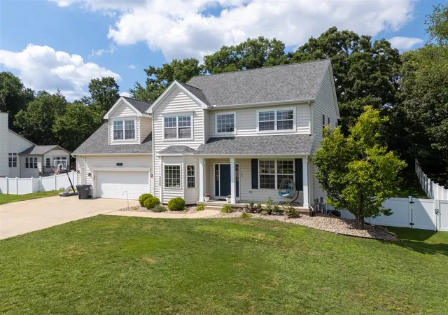 2nd image of 5250 Stapleton Dr, Kalamazoo, MI 49009 | MLS# 70544295