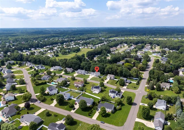 4th image of 5250 Stapleton Dr, Kalamazoo, MI 49009 | MLS# 70544295