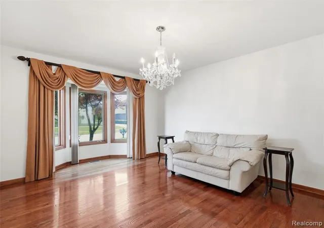 Photo 4 of Single family home for sale at 54867 Preston Pines Ln, Shelby Township, MI 48315 | MLS# 61020018 | Listing updated on 2026-08-31