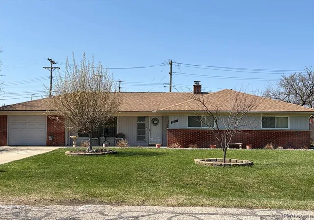 Homes for sale in Farmington Hills, MI | 29517 Eastfield St, Farmington Hills, MI 48334 2229 | MLS# 60981888