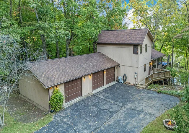 2nd image of 11008 Corey Lake Rd, Three Rivers, MI 49093 | MLS# 70498714