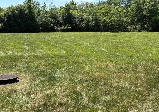 6th image of 4500 S Michelle St, Saginaw, MI 48601 | MLS# 61002210