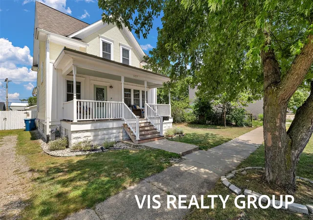 Homes for sale in Grand Haven, MI | 627 Fulton Ave, Grand Haven, MI 49417 | MLS# 70543468