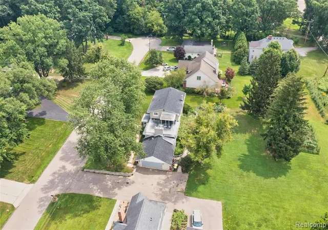 58th image of 30853 Rockdale Ave, Farmington, MI 48336 | MLS# 60924240