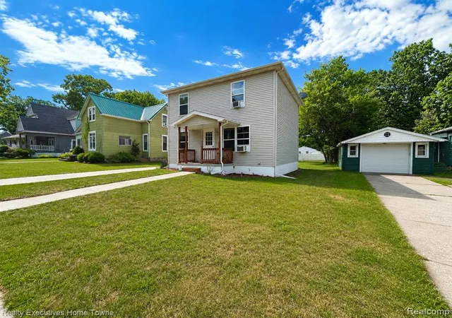 Homes for sale in Port Huron, MI | 2914 South Blvd, Port Huron, MI 48060 | MLS# 61003092