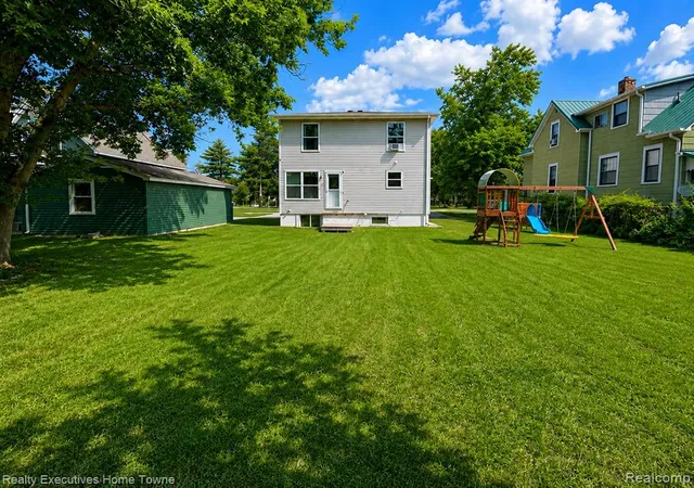Homes for sale in Port Huron, MI | 2914 South Blvd, Port Huron, MI 48060 | MLS# 61003092