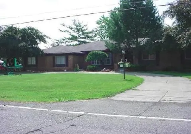 1st image of 11584 Chicago Rd, Warren, MI 48093 | MLS# 806981