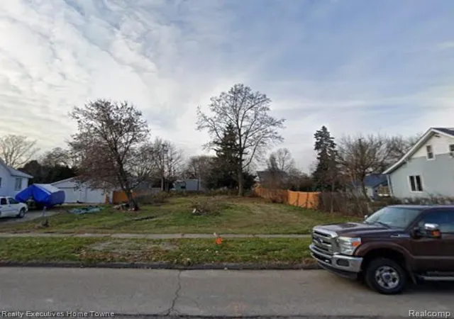 Homes for sale in Allenton, MI | 245 N Mary St, Allenton, MI 48039 | MLS# 60983004