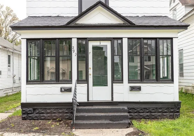 Photo 3 of Multi family home for sale at 299 Mason Ave, Muskegon, MI 49441 | MLS# 70549535 | Listing updated on 2026-09-08