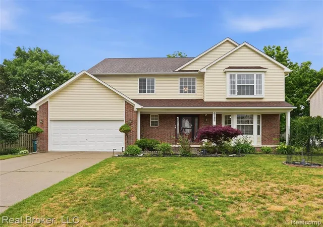 2nd image of 6729 Eckerman Dr, Troy, MI 48085 | MLS# 61003312