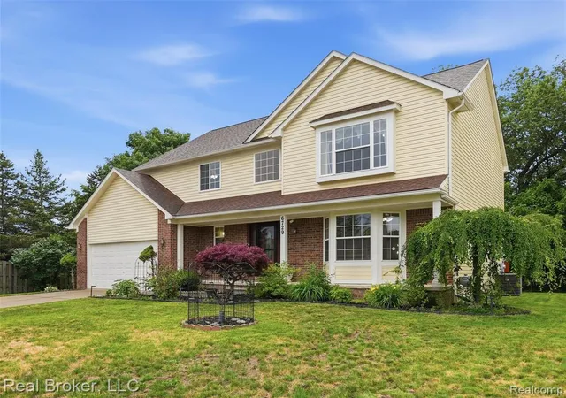 4th image of 6729 Eckerman Dr, Troy, MI 48085 | MLS# 61003312