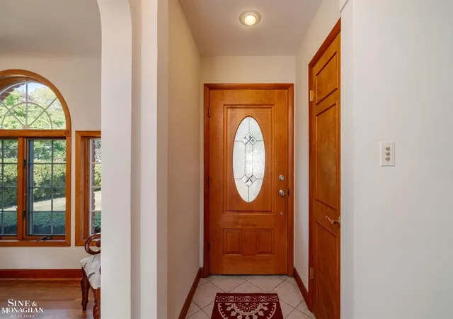 Homes for sale in Grosse Pointe Farms, MI | 153 Ridgemont Rd, Grosse Pointe Farms, MI 48236 | MLS# 50190762