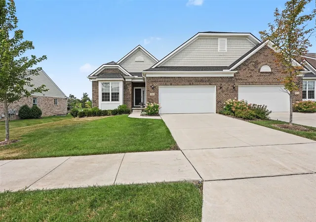 Photo 3 of Condo for sale at 3580 Bella Vista Dr, Ann Arbor, MI 48103 | MLS# 70548553 | Listing updated on 2026-07-30