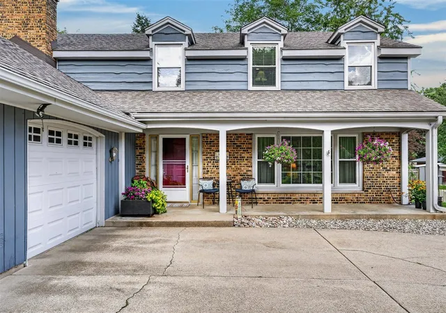 Photo 4 of Sale Pending at 4401 Glenrose Ter, Kalamazoo, MI 49008 | MLS# 70553884 | Listing updated on 2026-09-04