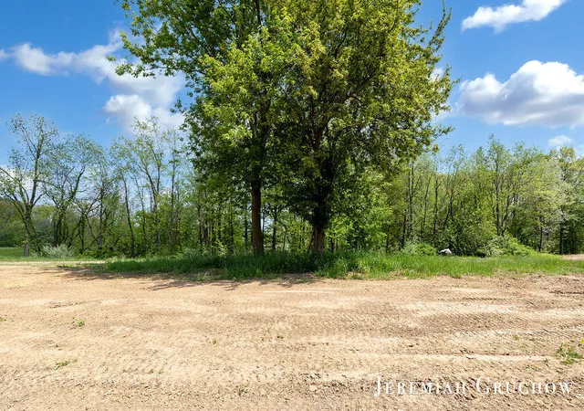 Photo 3 of Sale Pending at 757 W Sedona Hills Ct, Grand Rapids, MI 49525 | MLS# 70508730 | Listing updated on 2026-06-17