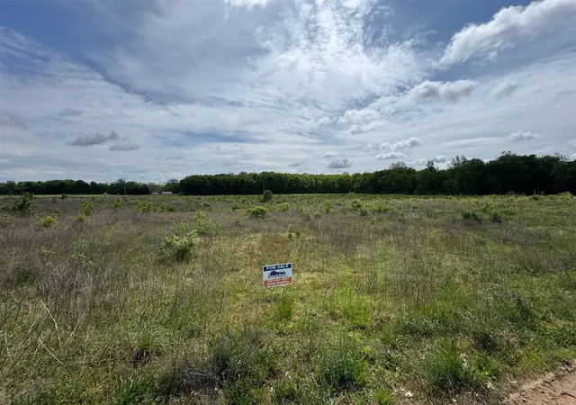 1st image of V/l Pucker St, Niles, MI 49120 | MLS# 70528566