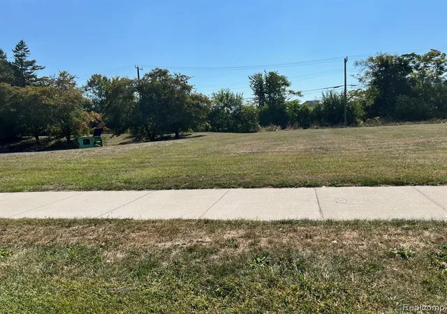 Photo 1 of Land for sale at 2025 W Euclid St, Detroit, MI 48206 2400 | MLS# 60939534 | Listing updated on 2026-09-15