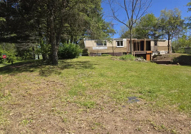 3rd image of 1138 Cherry Ln, Battle Creek, MI 49017 | MLS# 70531474